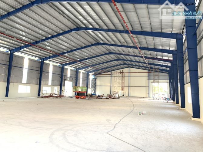 Cho Thuê Kho Xưởng Mới 2800m2 Chưa Qua Sử Dụng ,Cơ Sở Hạ Tầng Đầy Đủ KCN Long Hậu ,Long An