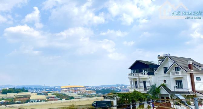 Đất 225m2 view 360 sẵn GPXD 5 tầng giá hơn 9 tỷ - 1