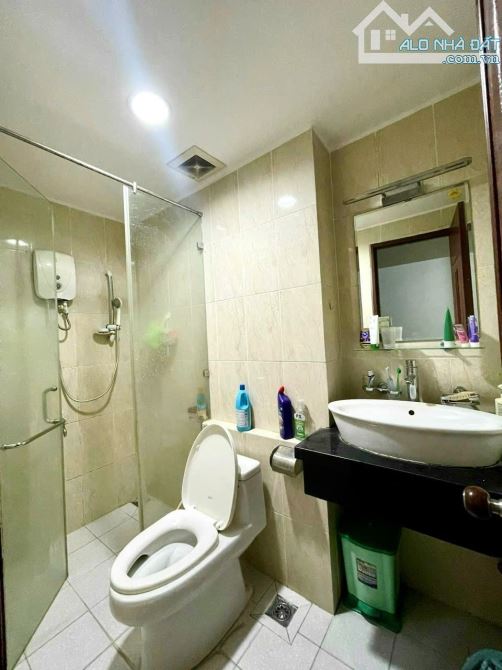 Bán Căn hộ Harmona, 2 PN ,2WC , 75m2 ,Full Nội Thất , Sổ Hồng Riêng , Giá 4 Tỷ - 3
