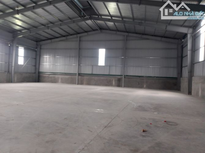 Cho thuê 1600m2 xưởng + 200m2 sân giá 45k/m2 gần kcn nguyên khê - 3