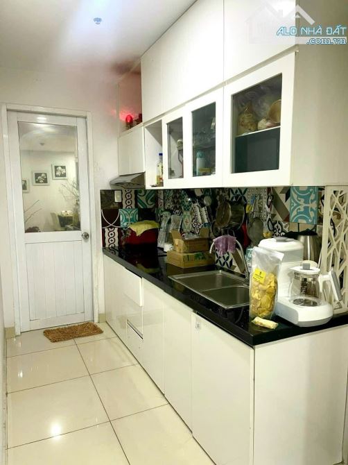 Bán Căn hộ Harmona, 2 PN ,2WC , 75m2 ,Full Nội Thất , Sổ Hồng Riêng , Giá 4 Tỷ - 4