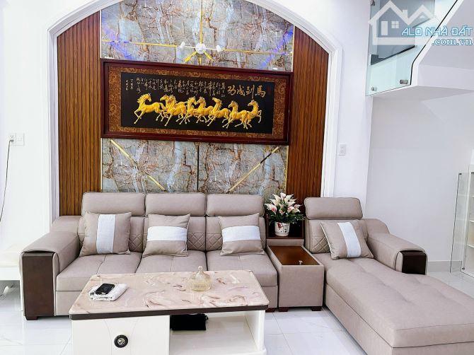 Cần bán gấp căn nhà ngay mặt tiền đường ĐOÀN NGUYỄN TUẤN - SHR - 1,1 TỶ. - 6