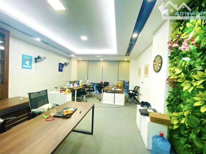 Bán Toà Văn Phòng Phố Thái Hà, Đống Đa - 46 Tỷ, 140m², 8 Tầng, Thang Máy, Ô Tô Tránh