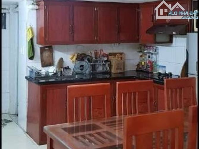 Bán Nhà Phố Nguyễn Khoái, 61m2, 3 Tầng, 4.9 Tỷ, Nhà Đẹp, Kinh Doanh - 1