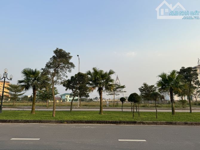 2 mặt tiền đường Minh Mạng Khu đô thị Bắc Sông Hiếu - cạnh sở kế hoạch và đầu tư - 2