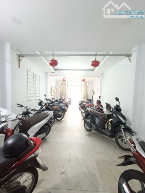 SÁT QUẬN 1 - NHÀ 97M2 - DÒNG TIỀN 40TR/THÁNG - BAO ĐẦU TƯ - CHỈ 7 T.Ỷ HƠN. - 2