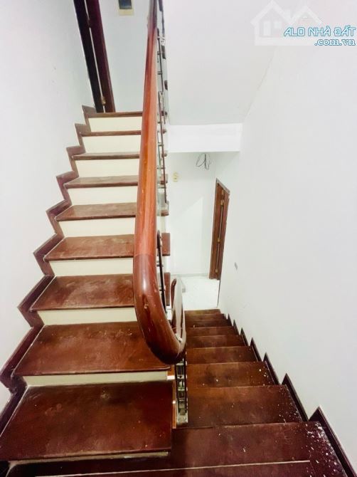B.á.n nhà Dương Quảng Hàm, Oto ngủ trong nhà, 68m2, 5 tầng, 11,x tỷ ( có TL) - 2