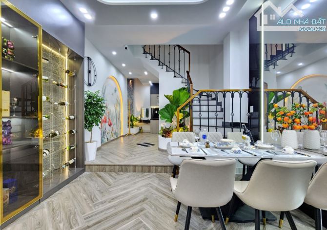 BÁN NHÀ 4 TẦNG 2 MẶT KIỆT TT HẢI CHÂU - FULL NỘI THẤT CAO CẤP - ZÁ SIÊU TỐT - 3