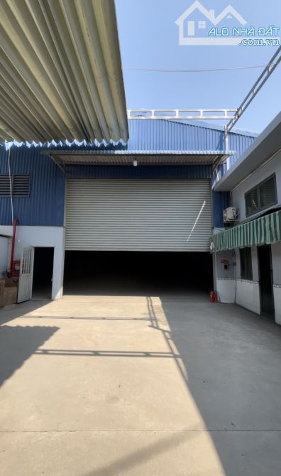 Cho thuê kho xưởng 1000m2 gần khu công nghệ cao, P. Phú Hữu, Quận 9 - 1