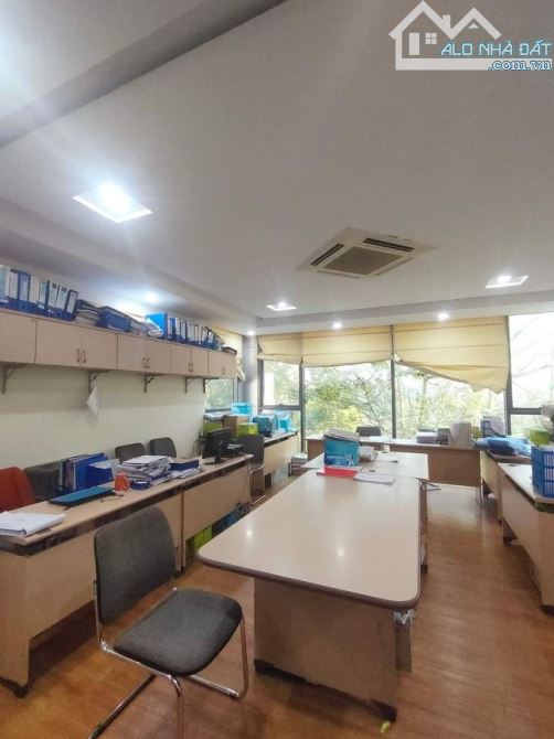 Hiếm tòa nhà VP đẹp 6 tầng mặt phố Nguyễn Văn Trỗi, 80m2, MT 6m, thang máy, KD tốt, 20.5ty - 2