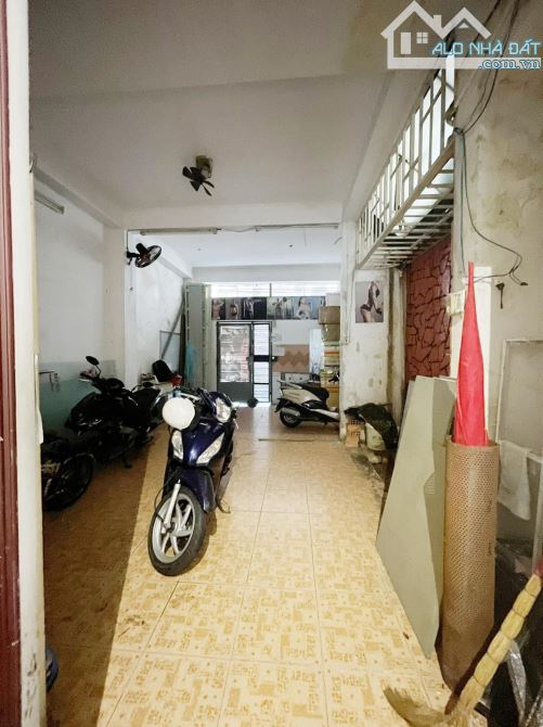 Giảm sâu 4 tỷ, bán nhanh nhà mặt tiền khu cư xá Đô Thành, 4 tầng, thu nhập cao - 2