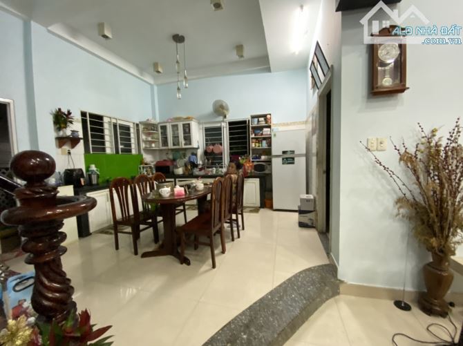 GIẢM 1TỶ, CÒN 9xTỶ, BÁN BIỆT THỰ VƯỜN Đ. VƯỜN LÀI, AN PHÚ ĐÔNG, Q.12, HẺM 5M, DT 210M2 - 3