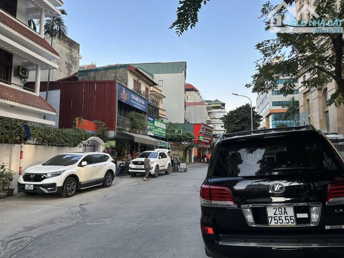 Hoàng Cầu – phân lô 7 tầng thang máy diện tích 63m ô tô dừng đỗ . - 3