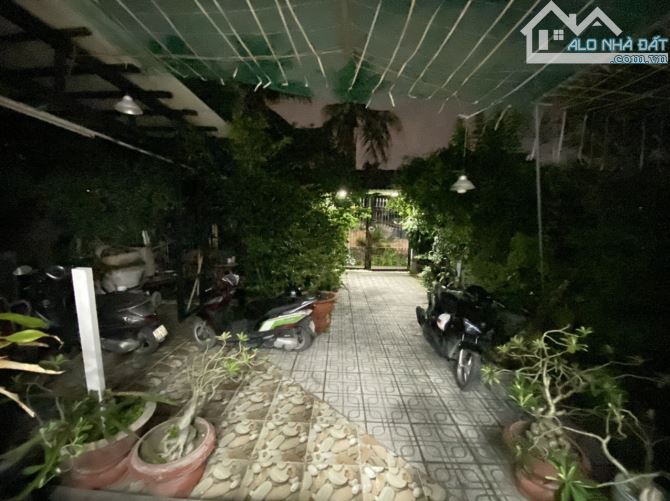GIẢM 1TỶ, CÒN 9xTỶ, BÁN BIỆT THỰ VƯỜN Đ. VƯỜN LÀI, AN PHÚ ĐÔNG, Q.12, HẺM 5M, DT 210M2 - 6