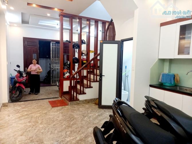Bán nhà phố Nguyễn Khánh Toàn ( CẦU GIẤY) 46m2 - 5 tầng - mặt tiền 4m- gi.á 6.8 tỷ  Mô tả