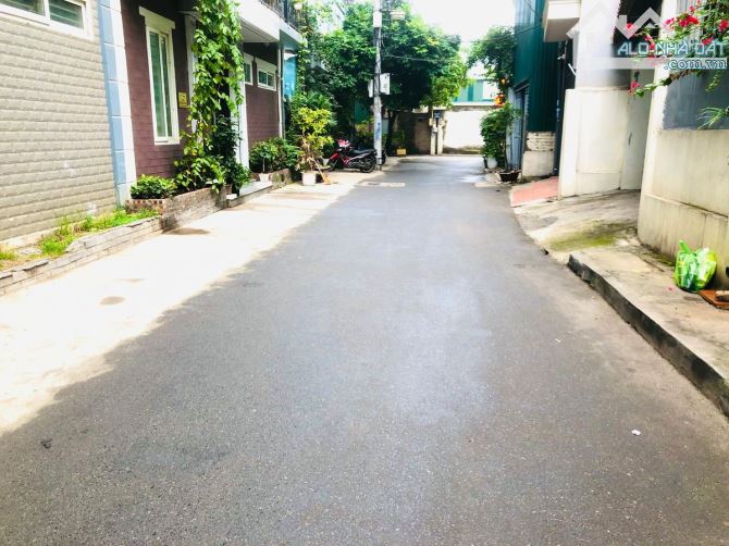 Nám nhà Hồng Tiến - Bồ Đề, thang máy, Gara, kinh doanh, 52m2, 6 tầng, mt 4.1m, nhỉnh 11 tỷ - 1