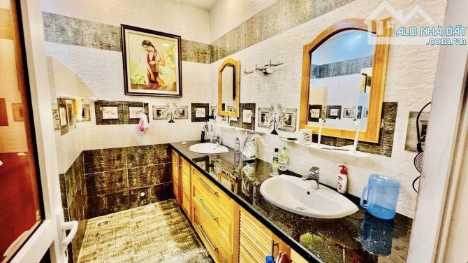BIỆT THỰ HOÀNG GIA TRỤC ĐƯỜNG VUA CHÚA Yên Thế Phường 10 Đà Lạt sang trọng và đẳng cấp - 2