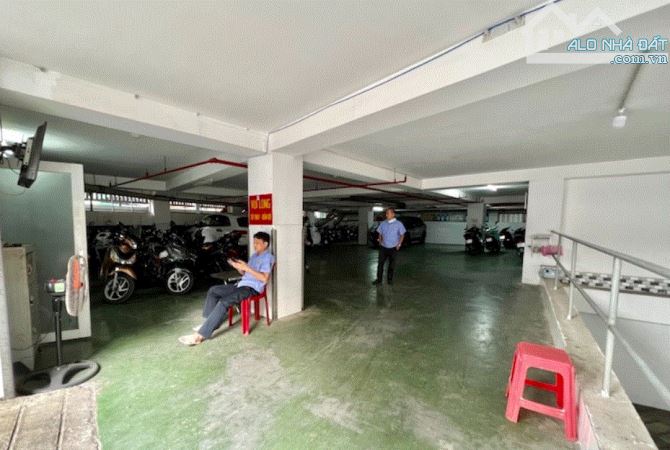 Văn Phòng Đ.Yên Thế, Tân Bình Cho Thuê, 70m2- 150m2- 200m2, View Kính Thoáng,Gần Sân Bay - 2