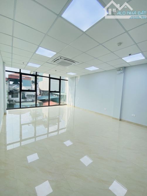 Cho Thuê Văn Phòng 50m2 View Đẹp Tại Nguyên Hồng Đống Đa giá rẻ - 3