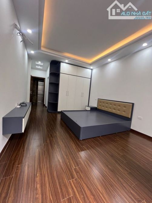 Nám nhà Hồng Tiến - Bồ Đề, thang máy, Gara, kinh doanh, 52m2, 6 tầng, mt 4.1m, nhỉnh 11 tỷ - 4