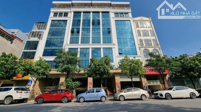 cho thuê sàn văn phòng 135M2  tại Mặt Đường Trần Vĩ, Mai dịch, Cầu Giấy.