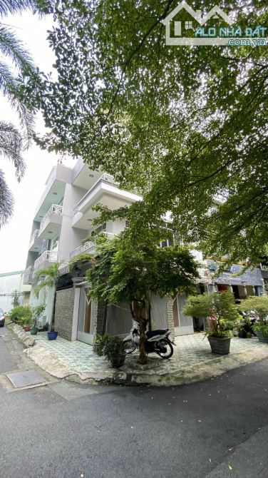 Siêu khan hiếm biệt thự góc 2 MT hẻm 43D Hồ Văn Huê - 7x18m - 2 tầng - giá chỉ 28,9 tỷ. - 2