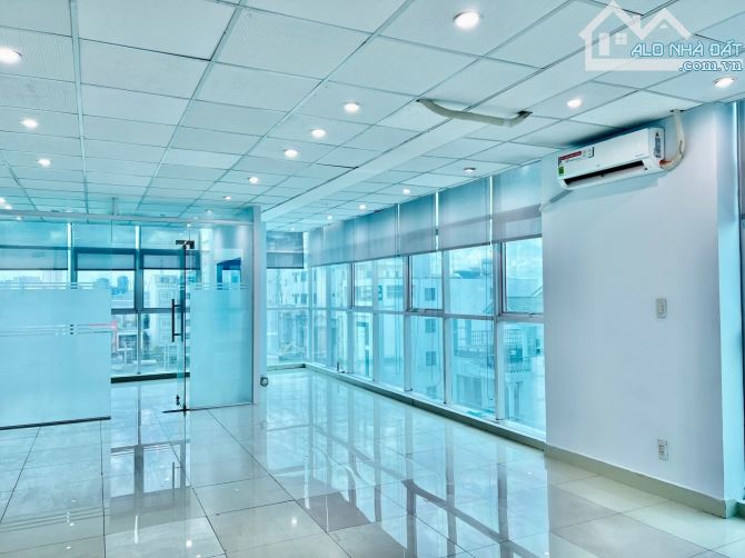 Cho thuê văn phòng quận 7 giá rẻ, P Tân Quy, 80m2- 150m2, View Kính Thoáng - 2