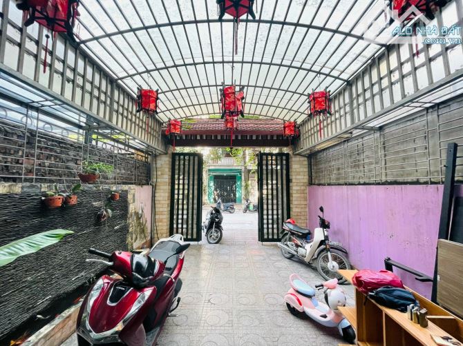 Bán nhà Hoàng Quốc Việt DT100m2 x 5tầng, phân lô, 3 ôtô tránh, vỉa hè, kinh doanh, 22.3 tỷ - 2
