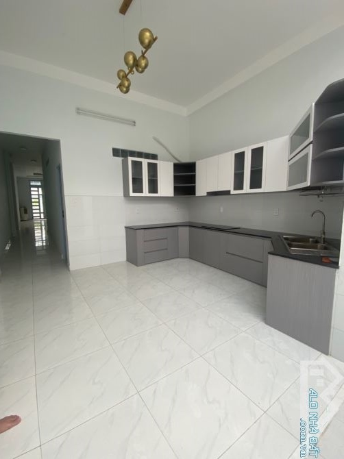 HXH 8m Hà Huy Giáp nhà mới đẹp 4 tầng, 180m2, 6PN rộng ở & làm VP C.Ty, sân đậu vài xe hơi - 2