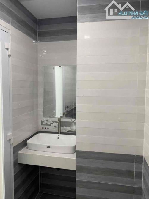 Cho Thuê căn hộ Đại Thành  ,3PN , 97m2 , Full Nội Thất , Giá Thuê : 12 triệu / tháng - 3