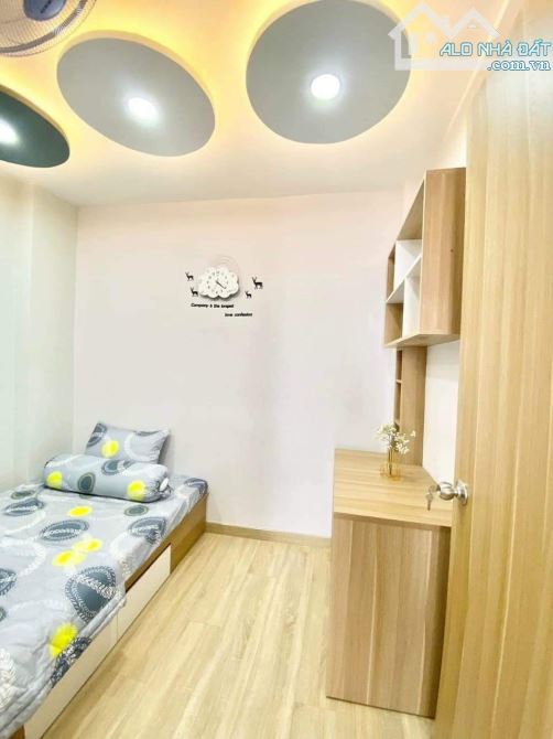 💥🏡nhà thật, Chính chủ, Giá tốt, Đường Tô Hiến Thành P15,Quận 10 DT:60m2 Giá:2 tỷ650 - 3