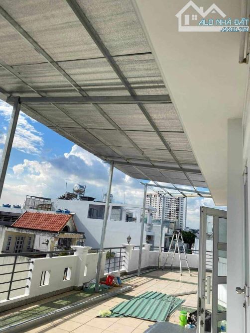 Nhà đẹp 4 tầng lô góc HXH vào nhà Phạm Văn Hai - CMT8 - 3