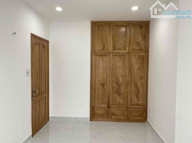Cho Thuê căn hộ Đại Thành  ,3PN , 97m2 , Full Nội Thất , Giá Thuê : 12 triệu / tháng - 4