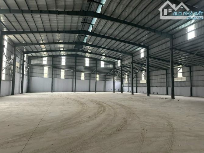 Cho thuê 2000m2 kho xưởng mặt đường 446 xã  Đông Xuân, Huyện Quốc Oai, Hà Nội.