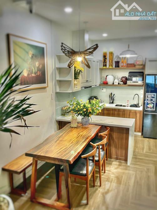 Bán nhà Nguyễn Văn Thoại, sát biển Mỹ Khê, 3T, ô tô 6m, 8 tỷ xx