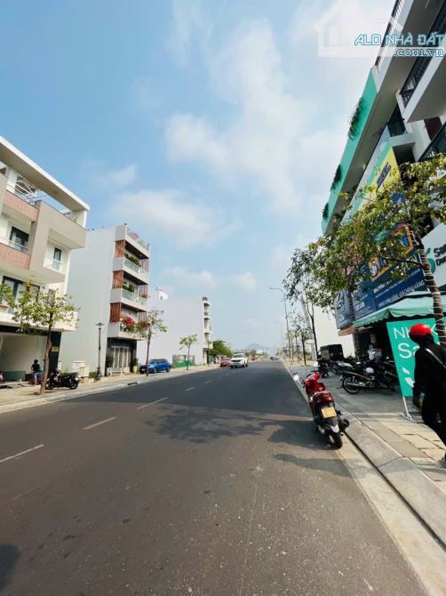 Đất Mặt Tiền Đường Thích Quảng Đức Gần Ngã Tư Tố Hữu