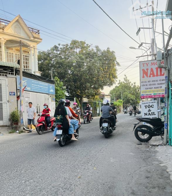 Nhà Phố 4 tầng Mới liền đường Huỳnh Thị Hai - DTS : 240m2 giá chỉ 6,5 tỷ - 4