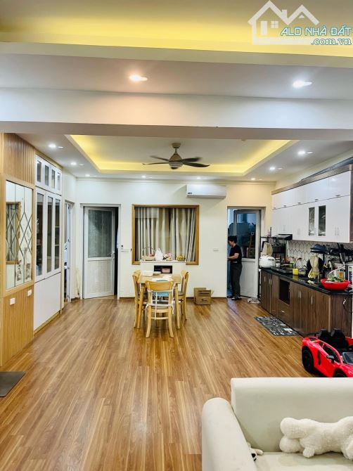 Bán nhanh Chung cư CT6 Văn Khê 110m2 nhà đẹp, 3 ngủ full nội thất chỉ 3.7 tỷ - 2