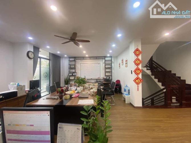 BIỆT THỰ SIÊU VIP KĐT DƯƠNG NỘI HÀ ĐÔNG dt:246m2 x 4 Tầng Mt:11m Giá chào bán 43.8 tỷ - 2