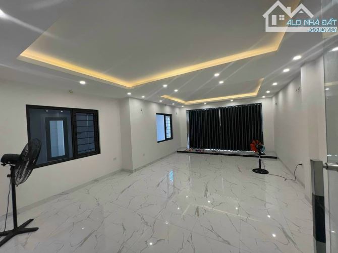 BÁN NHÀ MẶT PHỐ PHÚC ĐỒNG - DIỆN TÍCH 80M2, MẶT TIỀN 5M, THANG MÁY - GIÁ 13.5 TỶ - 3