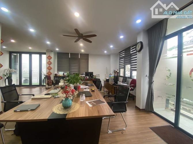 BIỆT THỰ SIÊU VIP KĐT DƯƠNG NỘI HÀ ĐÔNG dt:246m2 x 4 Tầng Mt:11m Giá chào bán 43.8 tỷ - 3