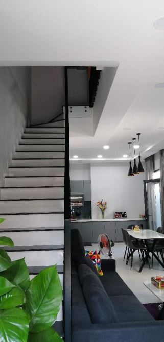 Tìm chủ mới - nhà Gần Đầm Sen - 2 Mặt tiền - Lô góc thoáng - xe tải đỗ cửa - 5 x 13m - 8