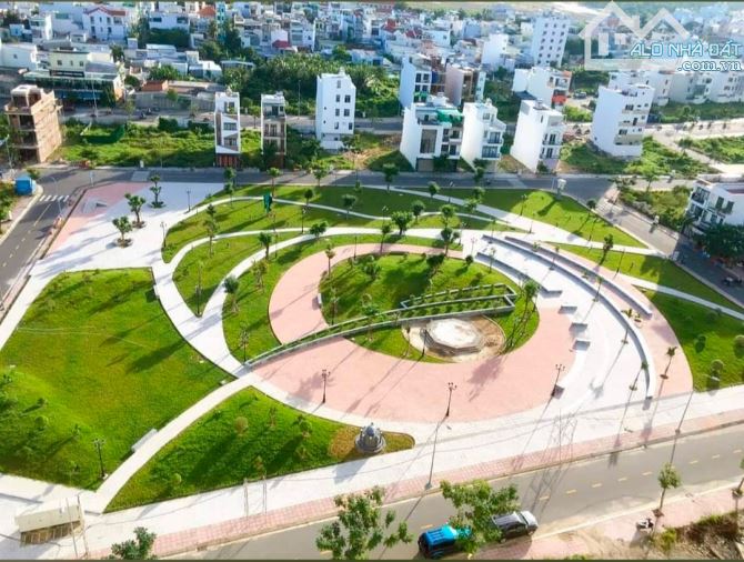 "Lô Góc Khu đô thị Hà Quang 1, sát toà chung cư SSH07, đối diện công viên lớn nhất khu đô - 1