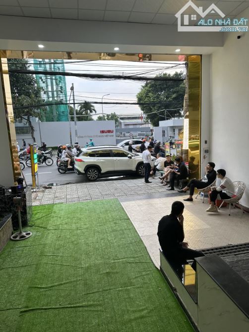 bán căn duy nhất đang làm karaoke MT Quang Trung, ĐCT 200 triệu, 9 tầng, giá 28 tỷ - 1