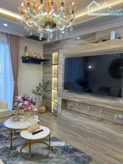 Cần bán căn hộ Flc 265 Cầu giấy  115m2 2 ngủ full đồ đẹp, sẵn sổ đỏ,có lốt ô tô - 1