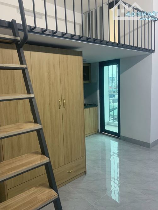 BÁN TÒA TRỌ 90M2 * 8 TẦNG * 24 PKK LÔ GÓC PHÙNG KHOANG Ô TÔ ĐỖ CỬA DT 1,4 / NĂM 21,4 tỷ - 2