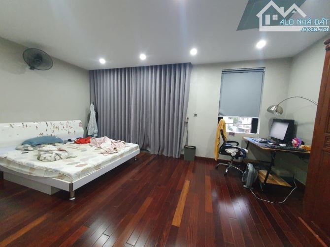 ĐẲNG CẤP BIỆP THỰ  VIEW HỒ KĐT CẦU BƯƠU- THANH TRÌ 120M2x 5 Tầng MT 8,2M GIÁ 25,9 TỶ - 3