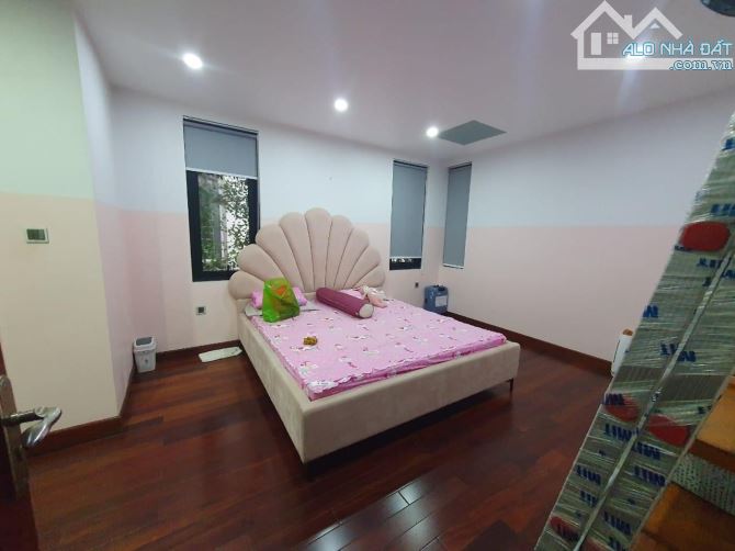 ĐẲNG CẤP BIỆP THỰ  VIEW HỒ KĐT CẦU BƯƠU- THANH TRÌ 120M2x 5 Tầng MT 8,2M GIÁ 25,9 TỶ - 4