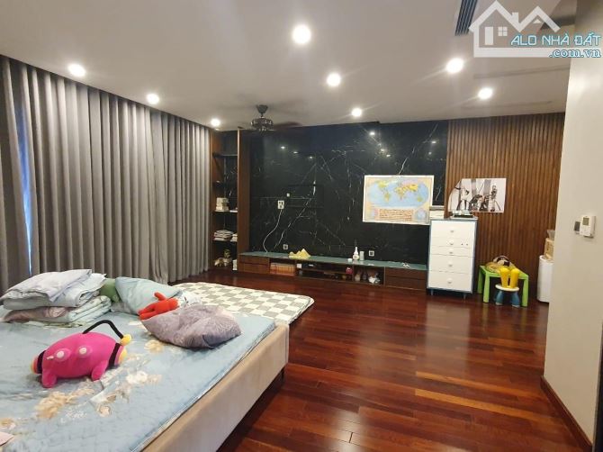 ĐẲNG CẤP BIỆP THỰ  VIEW HỒ KĐT CẦU BƯƠU- THANH TRÌ 120M2x 5 Tầng MT 8,2M GIÁ 25,9 TỶ - 5
