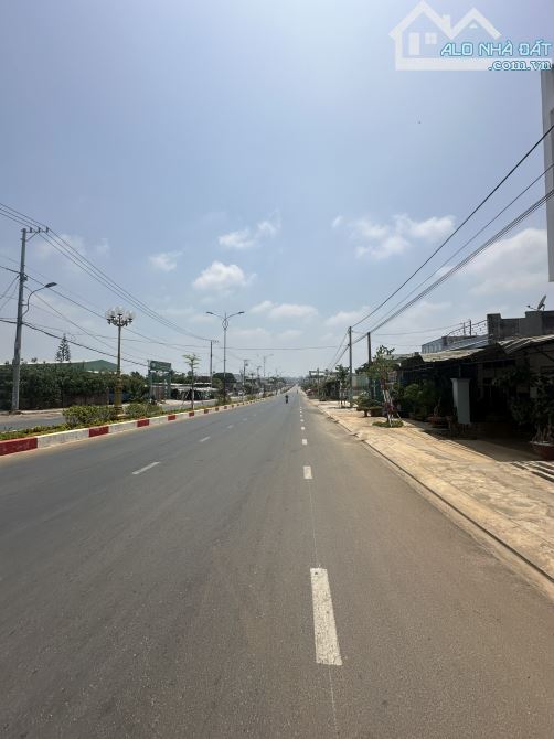 Đất mặt tiền Lê Đại Hành, 10x50, Pleiku, Gia Lai